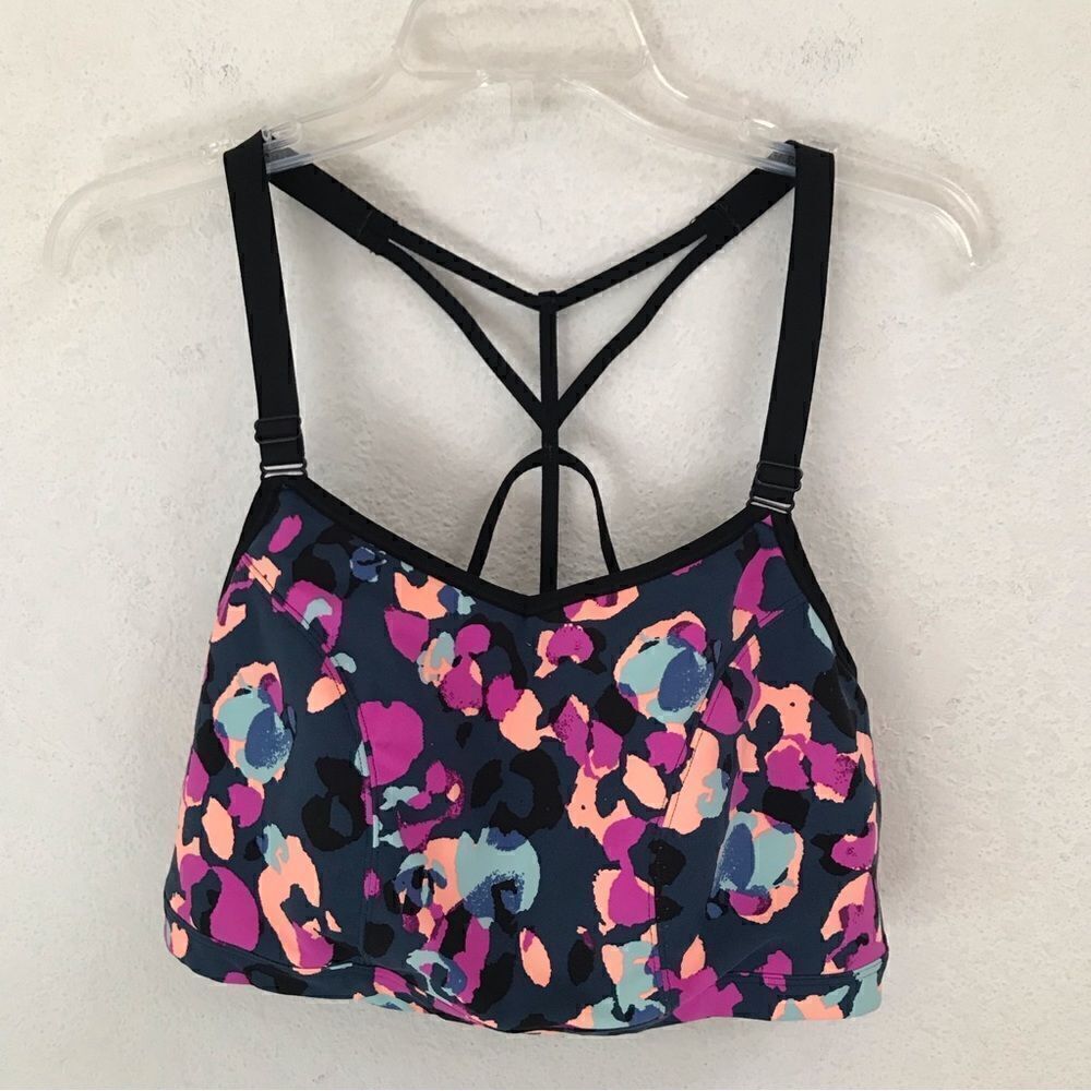 Livi Active low impact no wire sports bra 18/20‎